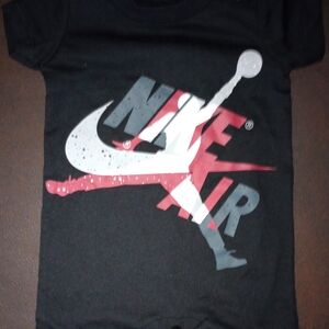 Nike Kids Black T-Shirt